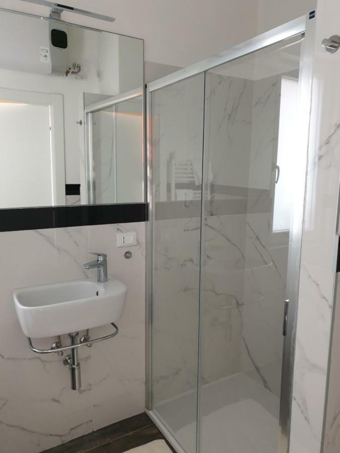 Roma Ariston 8 Apartment Bolzano Luaran gambar