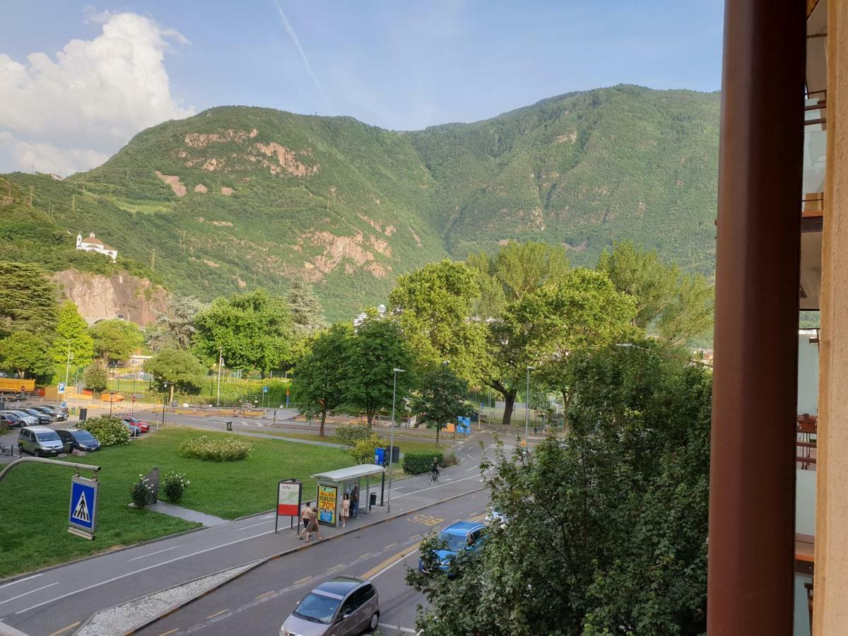 Roma Ariston 8 Apartment Bolzano Luaran gambar
